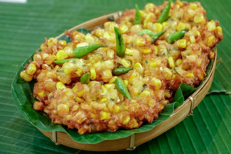 Resep Bakwan Jagung Yang Renyah Walau Sudah Dingin