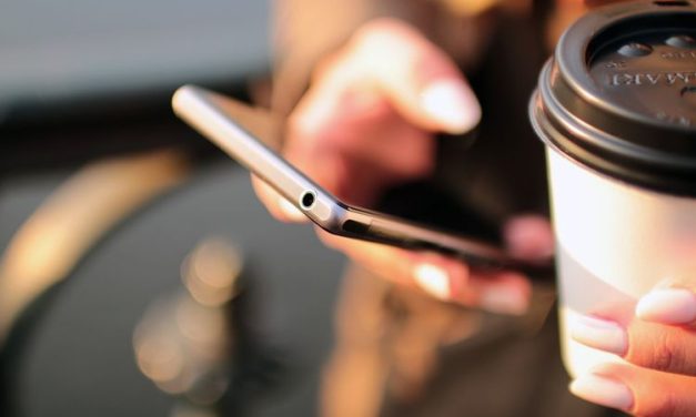 Awan Gelap Menanti Penjualan Smartphone 2026