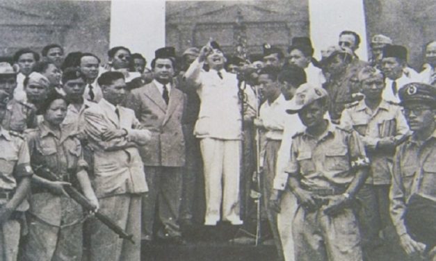 Kemerdekaan Ke Reformasi: Perjalanan Bangsa Indonesia