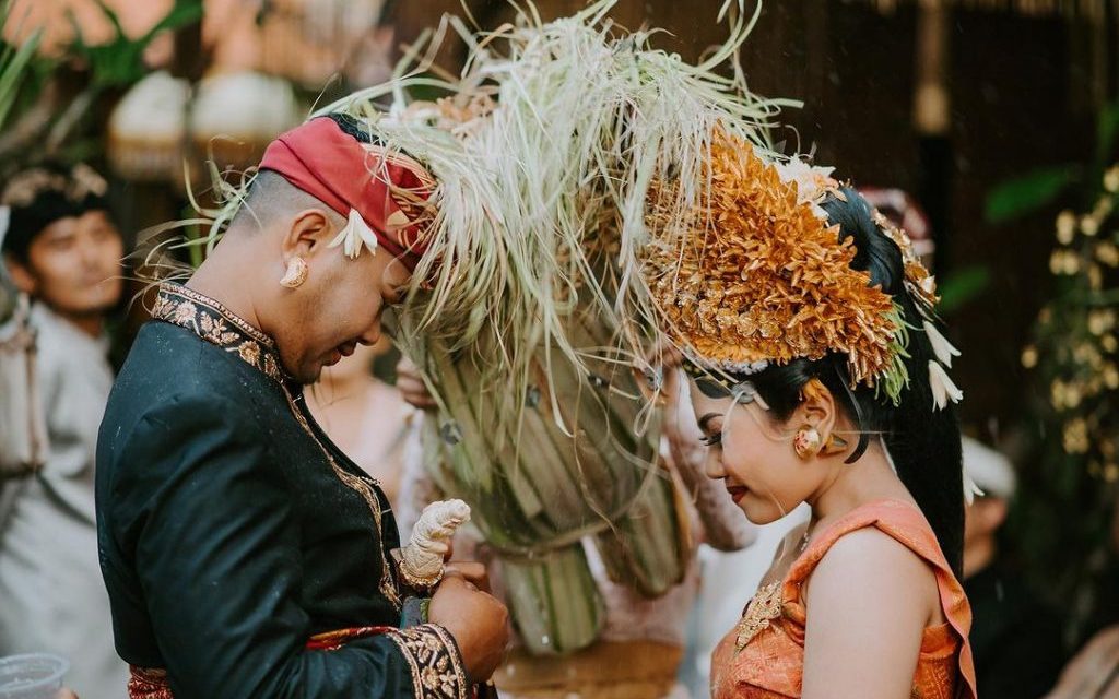 Tradisi Pernikahan Adat Indonesia Yang Penuh Makna Filosofis