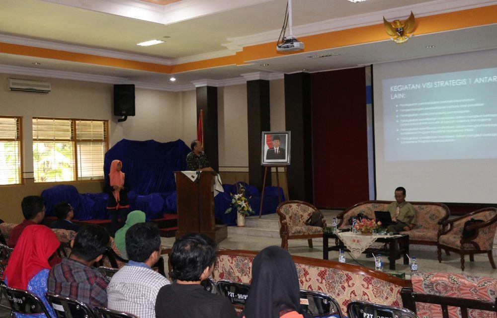 Peran Mahasiswa Mengawal Kebijakan Publik Melalui Forum