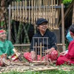 Budaya Lokal: Upaya Melestarikan Tradisi Di Tengah Modernisasi