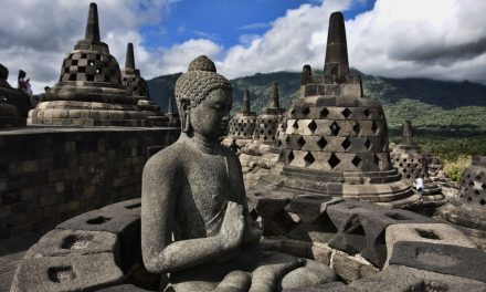 Candi Borobudur: Sejarah, Keunikan Arsitektur, Dan Daya Tariknya